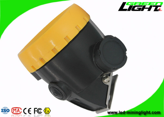 Luzes carbonosas da prova da água do IP 67, luz sem corda do capacete de mineiros do diodo emissor de luz da capacidade da bateria 2.2Ah
