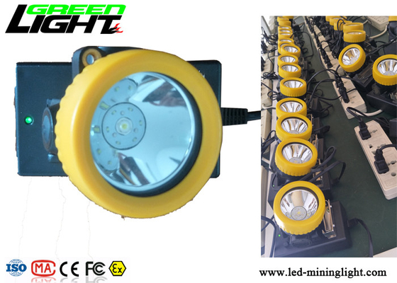 Material impermeável recarregável do ABS do brilho IP68 da lâmpada 5000lux do capacete de segurança dos mineiros