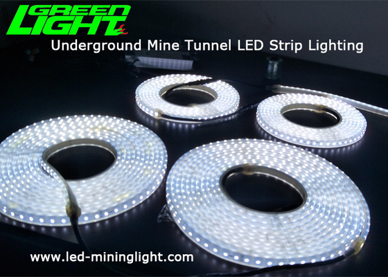 140 cor do diodo emissor de luz 24V que muda o silicone conduzido galão IP68 das luzes de tira SMD2835 17W