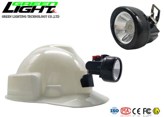 Farol recarregável do diodo emissor de luz do ABS 2.8Ah 450mA 10000lux