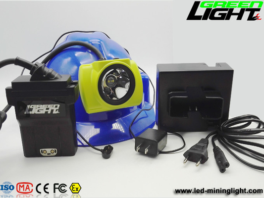 Farol recarregável impermeável 25000lux do Cree 13600mAh IP68