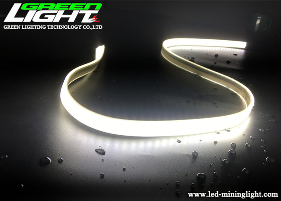 144LEDs 1300LUM conduziu o silicone flexível 150N da luz 17W/M 15*4.5mm da fita